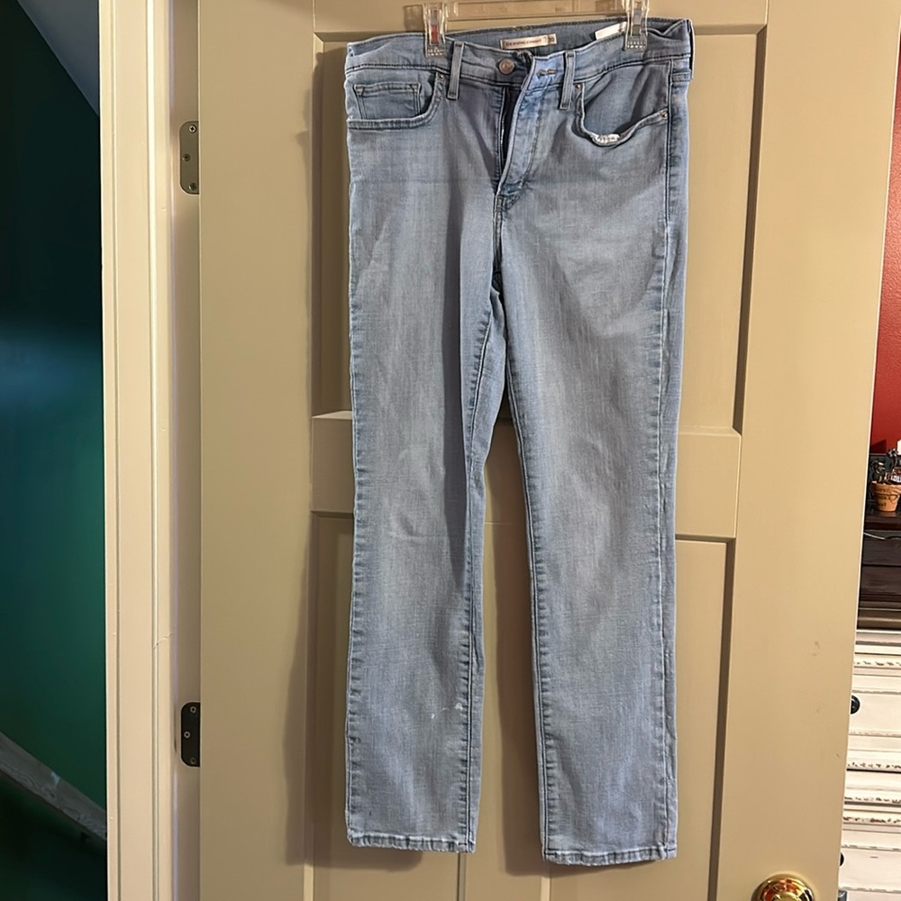 Levi 314 jeans